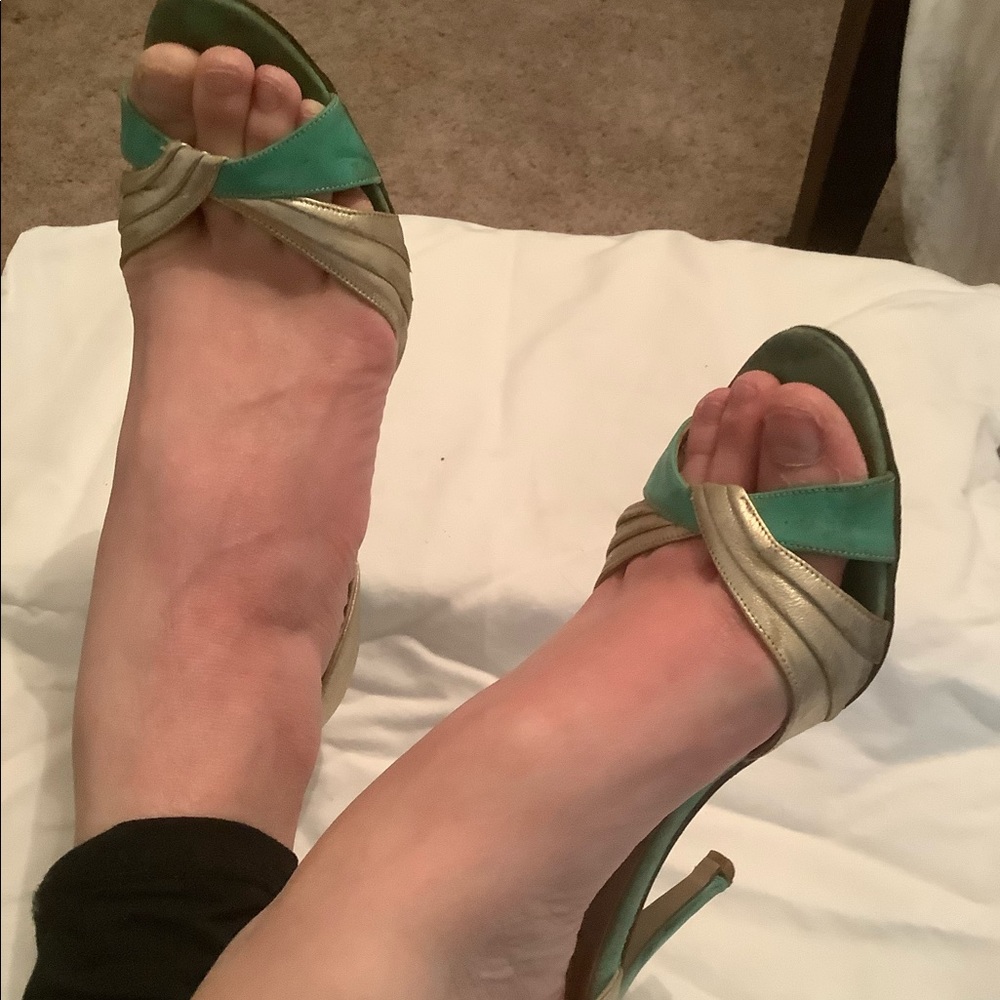 Vintage Carmen Marc Valvo 3.5 in Heels